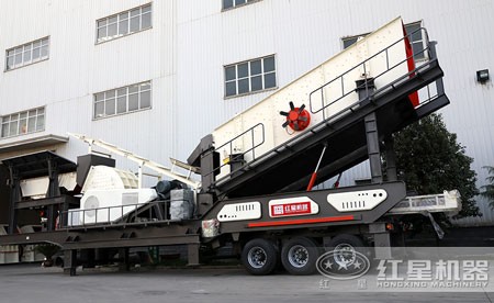 車載流動錘式破碎機(jī)多少錢？產(chǎn)量多高？